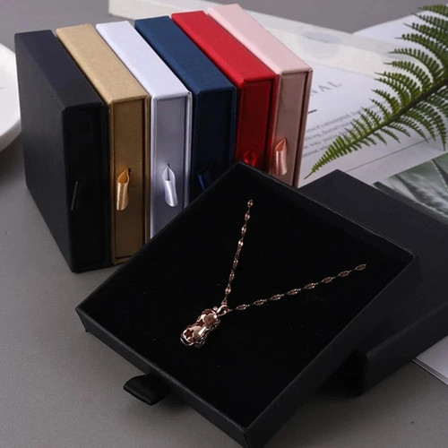 Jewellery box black ring - box,