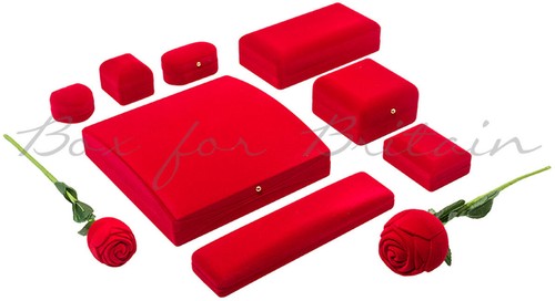 Red velvet jewellery boxes - velvet,