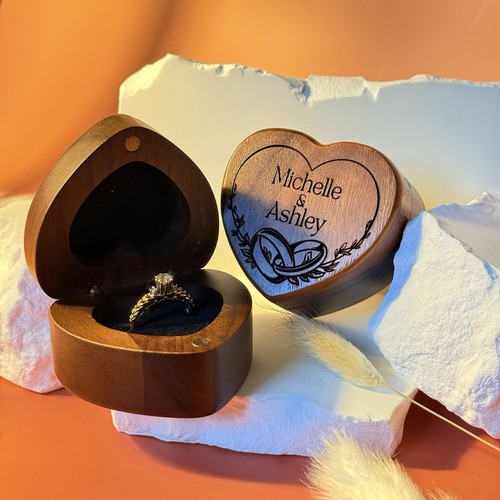 Engraved heart wooden - heart, ring