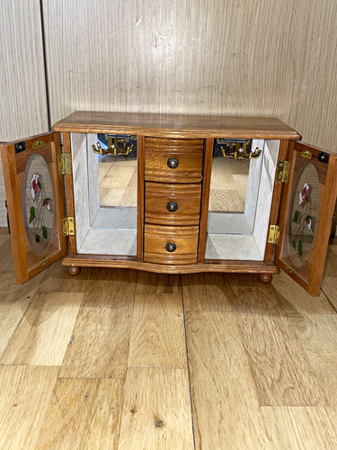 Vintage jewellery box mirror - jewellery,