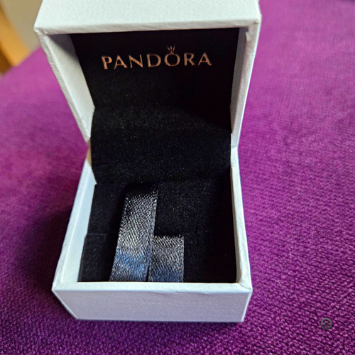 Pandora white square - white,