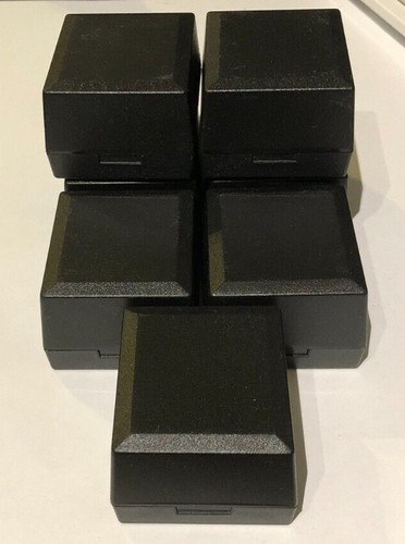 Black ring boxes - black,
