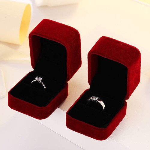 Red velvet ring box - box, single
