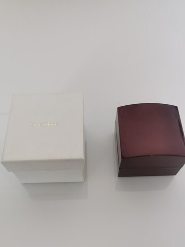 Ernest jones ring box - ring,
